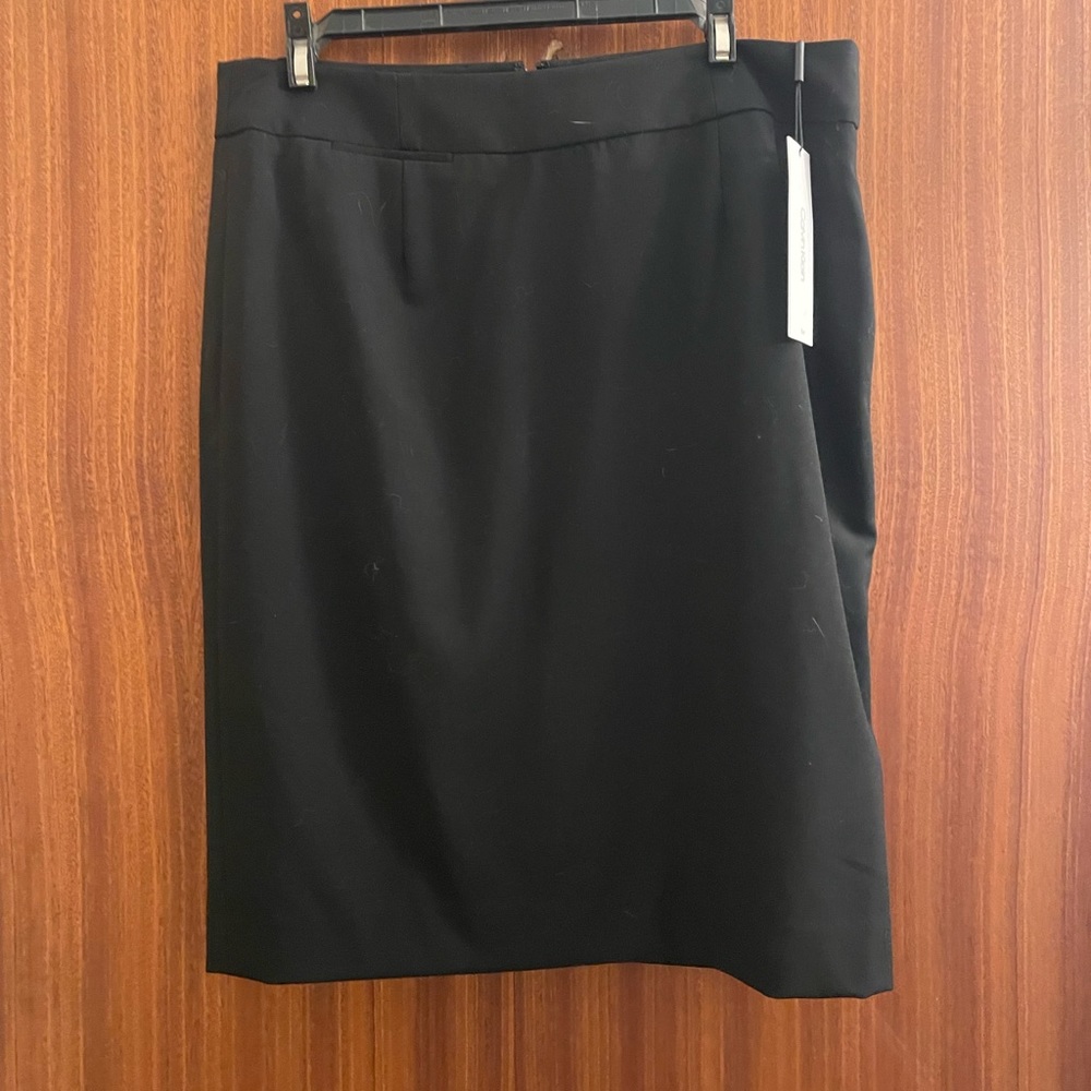 NWOT black pencil skirt